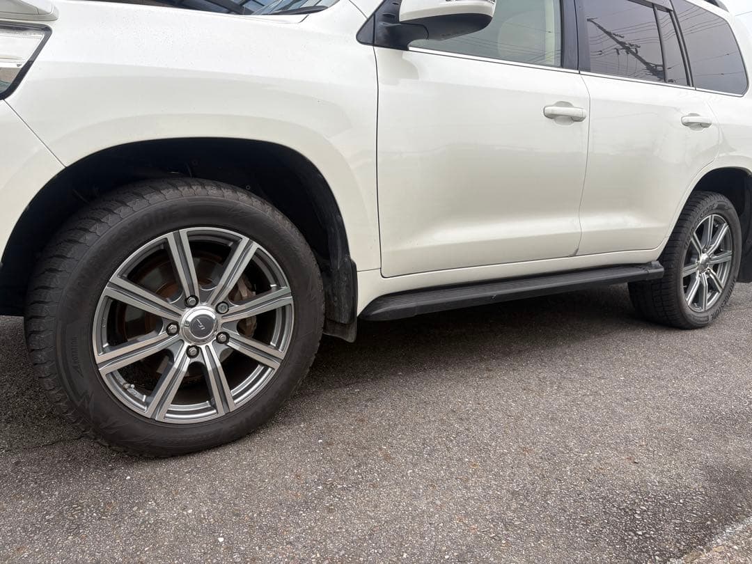 『送料込み』ランクル200.LX570 ホイール&タイヤ