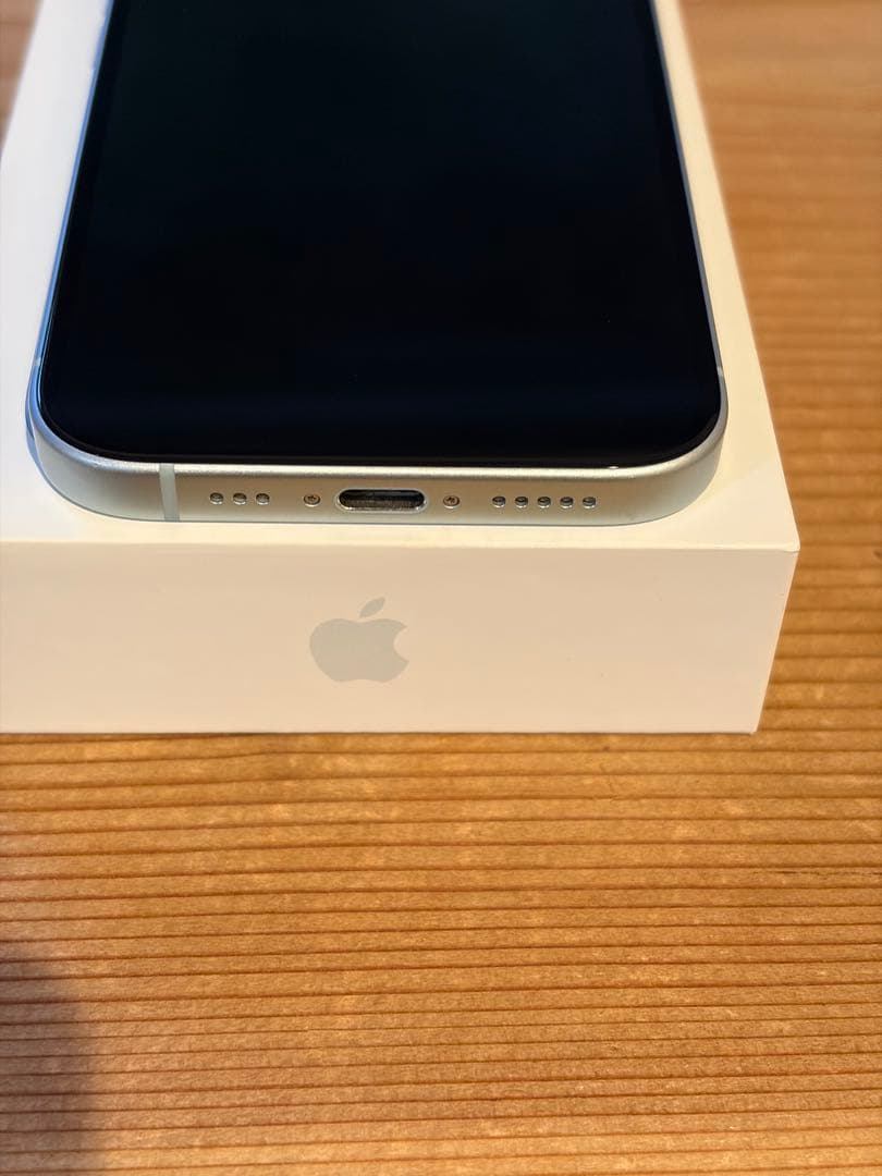 Apple iPhone 15 128GB ブルーSIMフリー