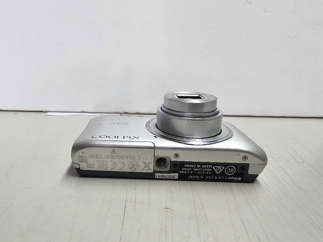 Nikon COOLPIX S3600コンパクトデジタルカメラ