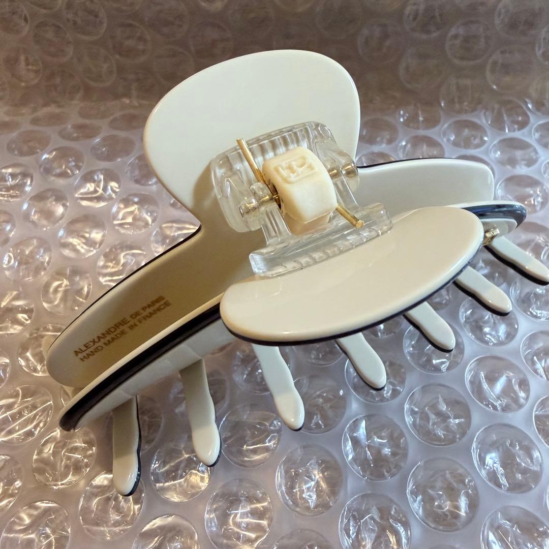 ALEXANDRE DE PARIS アレクサンドルドゥパリ　クリップベージュ