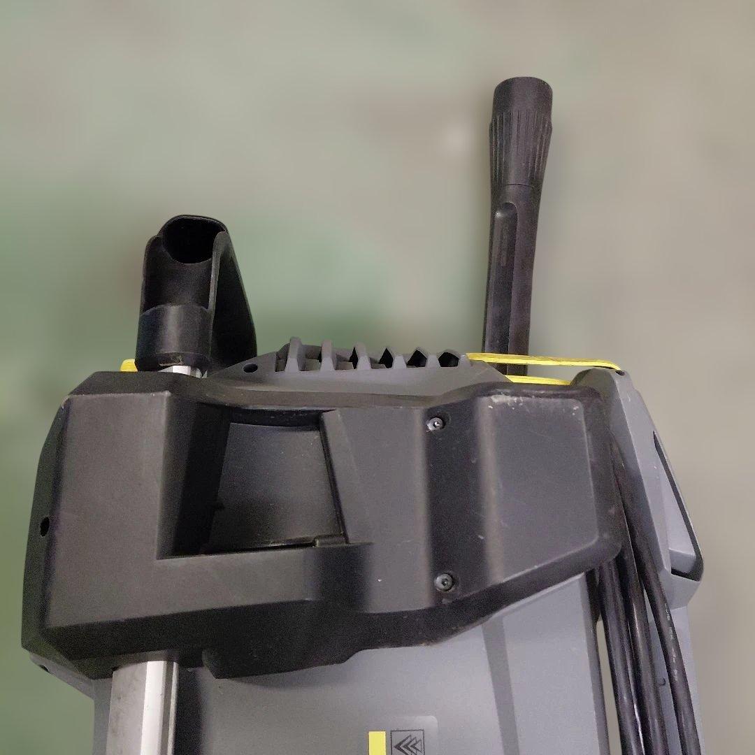 高圧洗浄機　ケルヒャーHD 4/8C