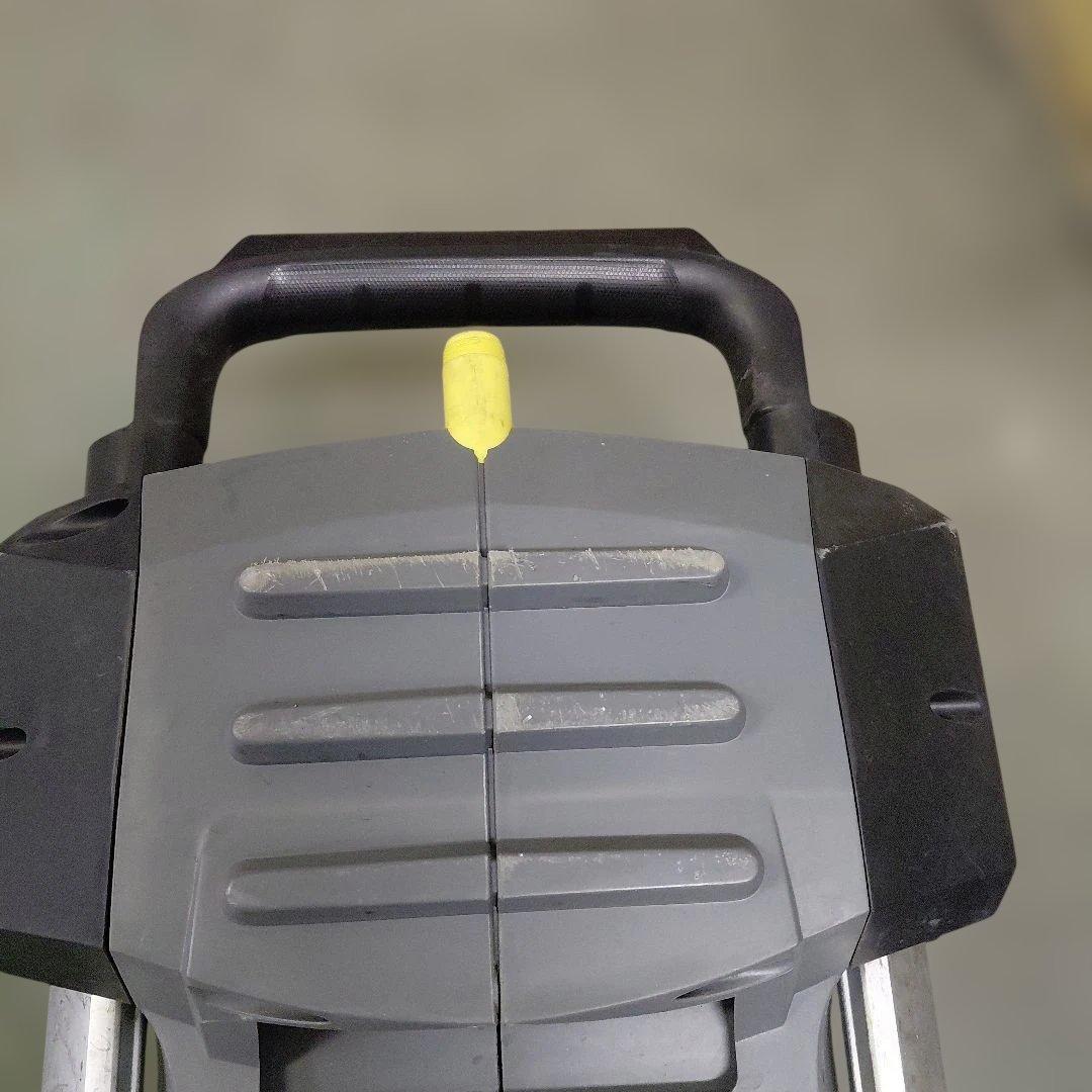 高圧洗浄機　ケルヒャーHD 4/8C