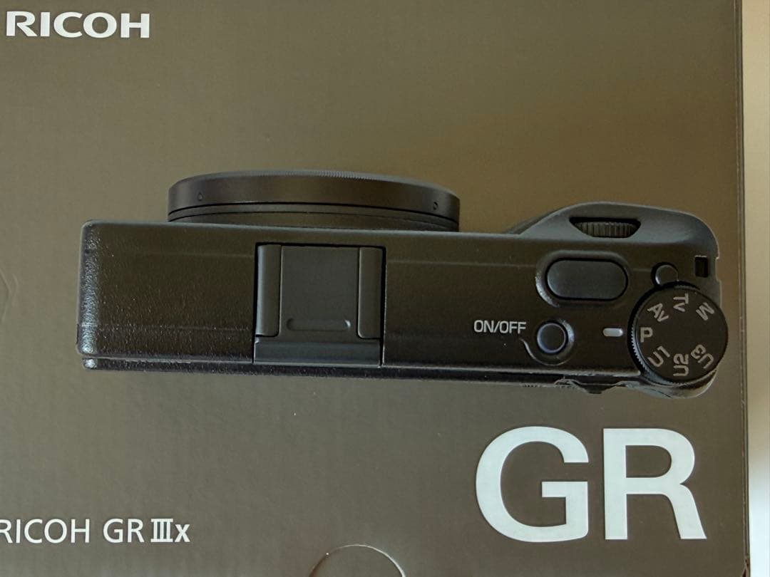 超美品　リコー　RICOH GR IIIx