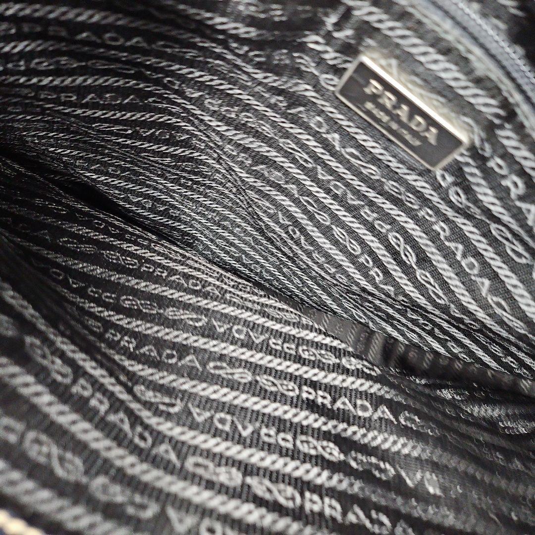 PRADA プラダ メッセンジャーバッグ ショルダーバッグ 3角ロゴ 希少