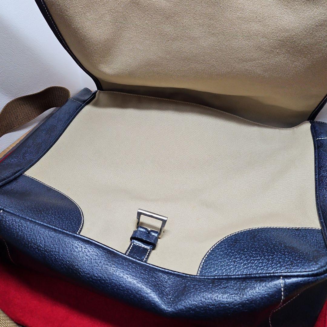 PRADA プラダ メッセンジャーバッグ ショルダーバッグ 3角ロゴ 希少