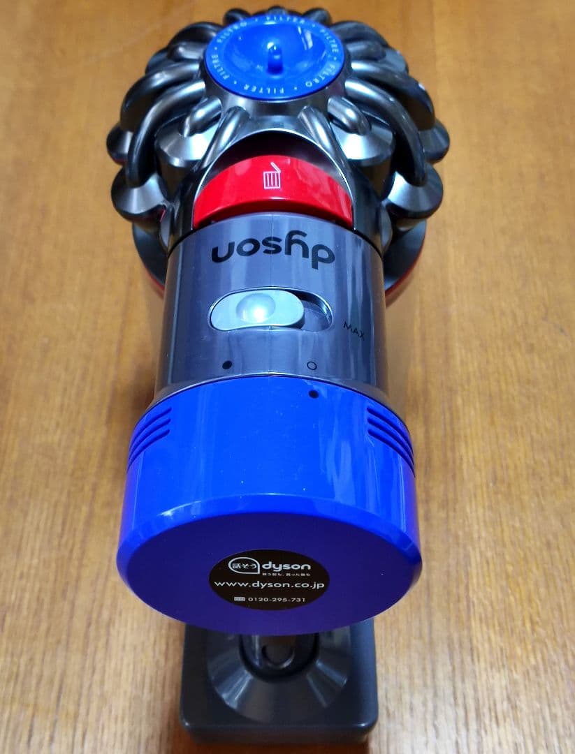 ダイソンSV11 掃除機＋マキタ18vアダプターセット 分解清掃済み 動作品