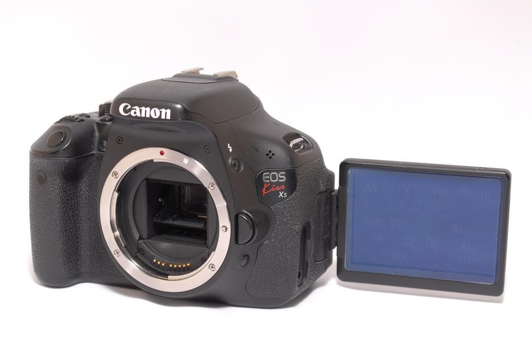 ⭐すぐ始めれる　付属品多数⭐Cannon kiss X5 ダブルレンズセット