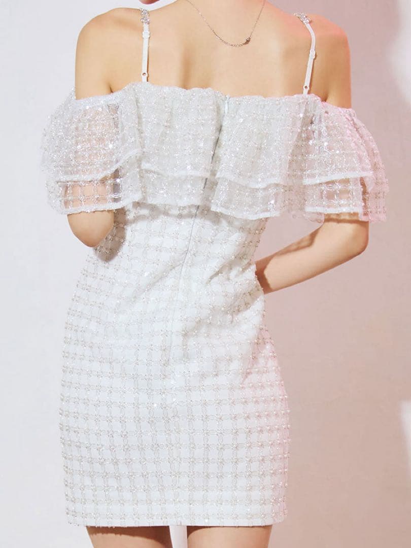 オフショルダー フリル ホワイトミニドレス