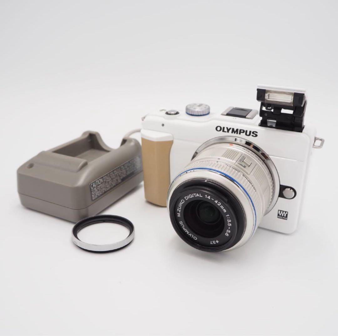 ミラーレス一眼カメラ Olympus Pen E-PL1S レンズ付き 動作良好