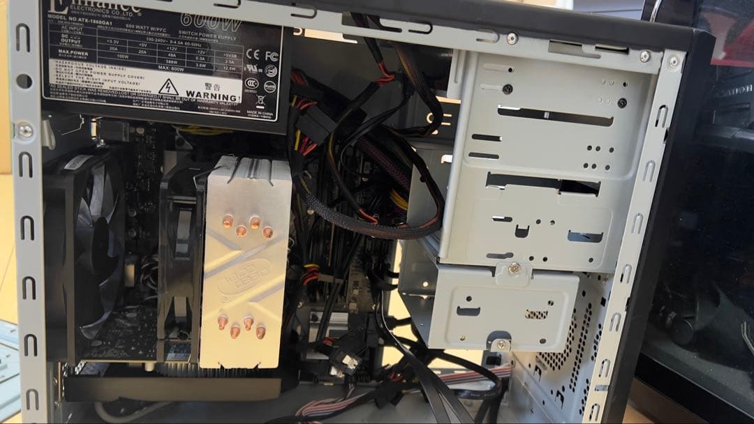 【ジャンク品】THIRDWAVE デスクトップPC ATX本体