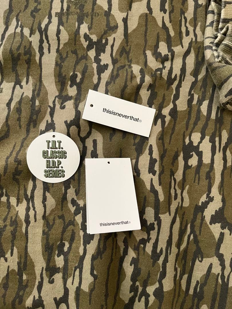 thisisneverthat スウェット　カモ柄