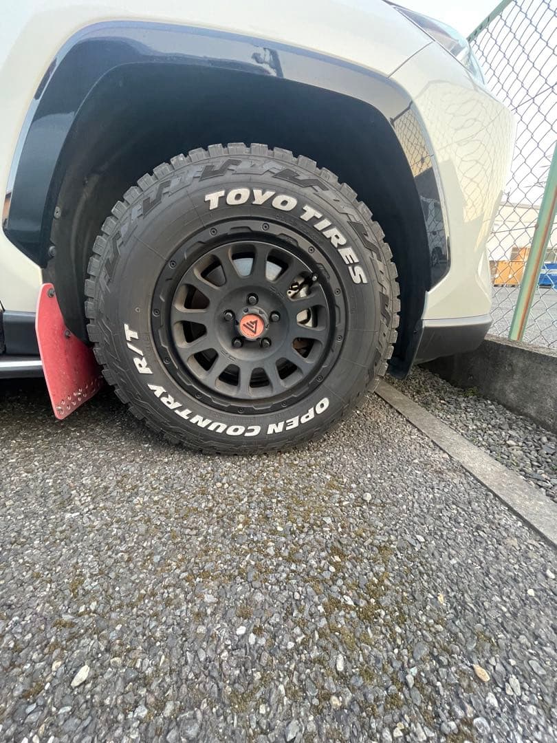 デルタフォース　Toyo Tires Open Country 16インチ