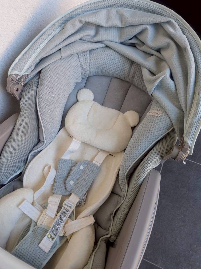 【美品】Aprica ユラリズム オートプレミアム アップリカ