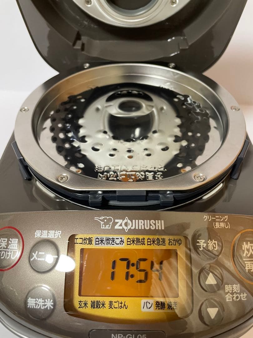 【割引き对応します 】ZOJIRUSHI NP-GL05 IH炊飯器