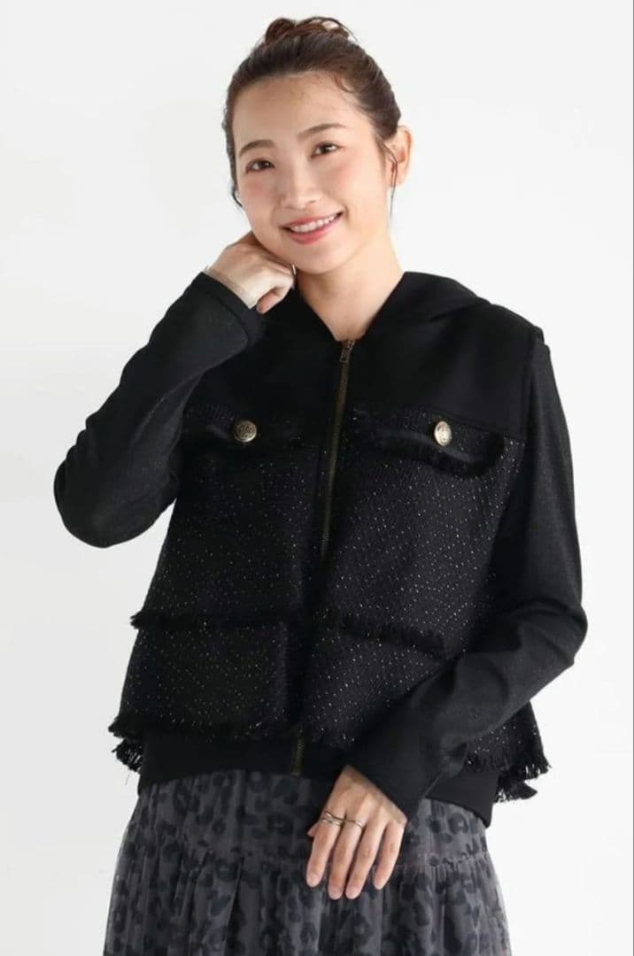 りりこ　★新品★Vin（ヴァン） バックフリルツイードベスト