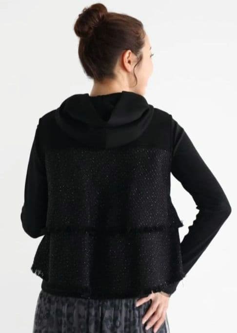 りりこ　★新品★Vin（ヴァン） バックフリルツイードベスト