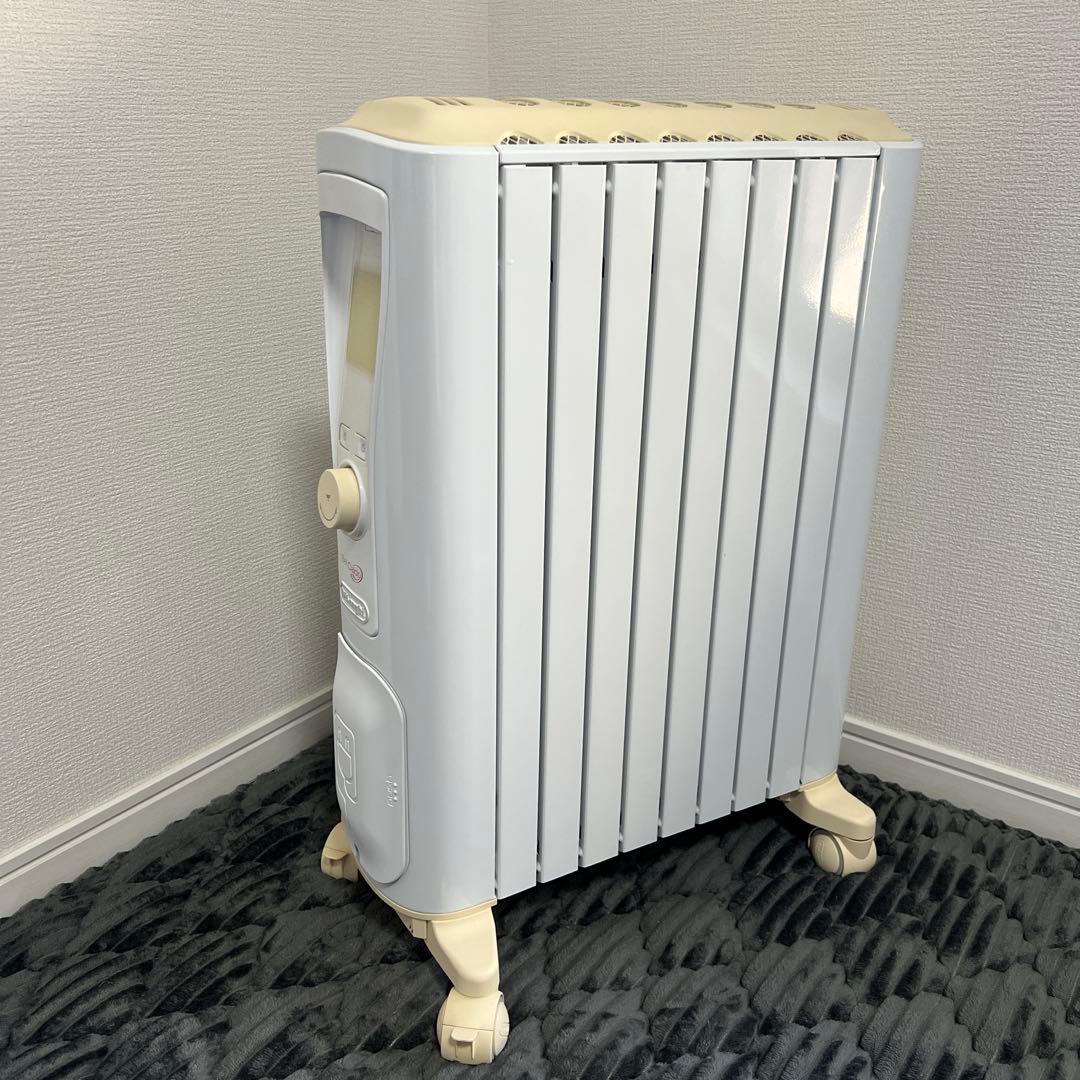 【美品】デロンギ オイルヒーター ベルカルド RHJ75V0815-CR