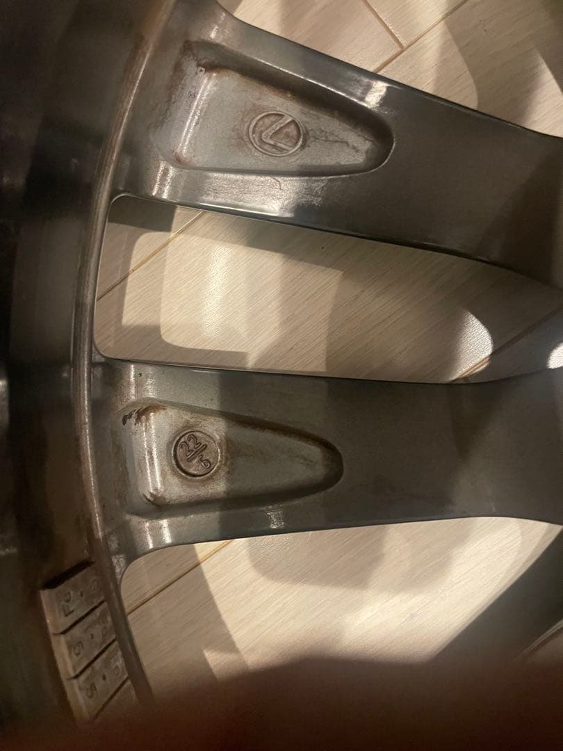 LEXUS IS 純正アルミホイール　フロント１本