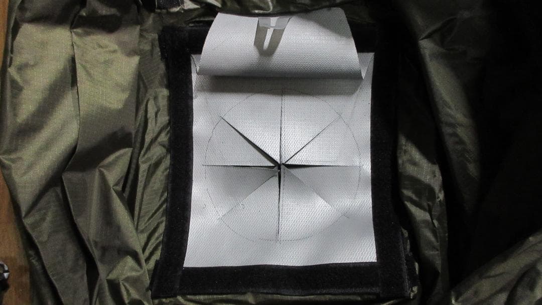 Unafreely ワンポールテント スノースカート難燃 煙突穴 更に謎テント