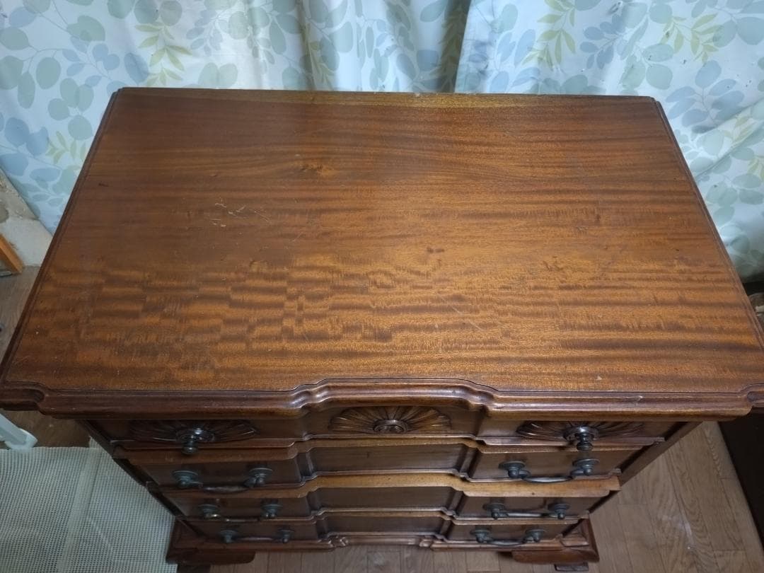 アンティーク　4段チェスト