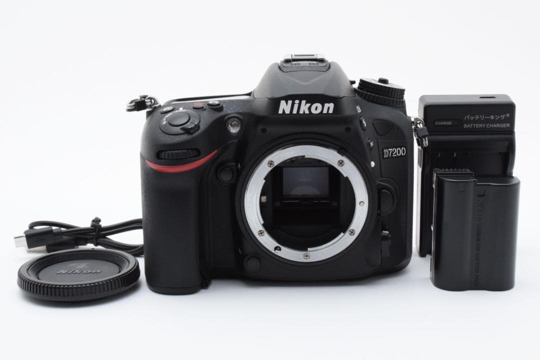 ほぼ新品 ニコン Nikon D7200 ボディ 《ショット数709回》1109
