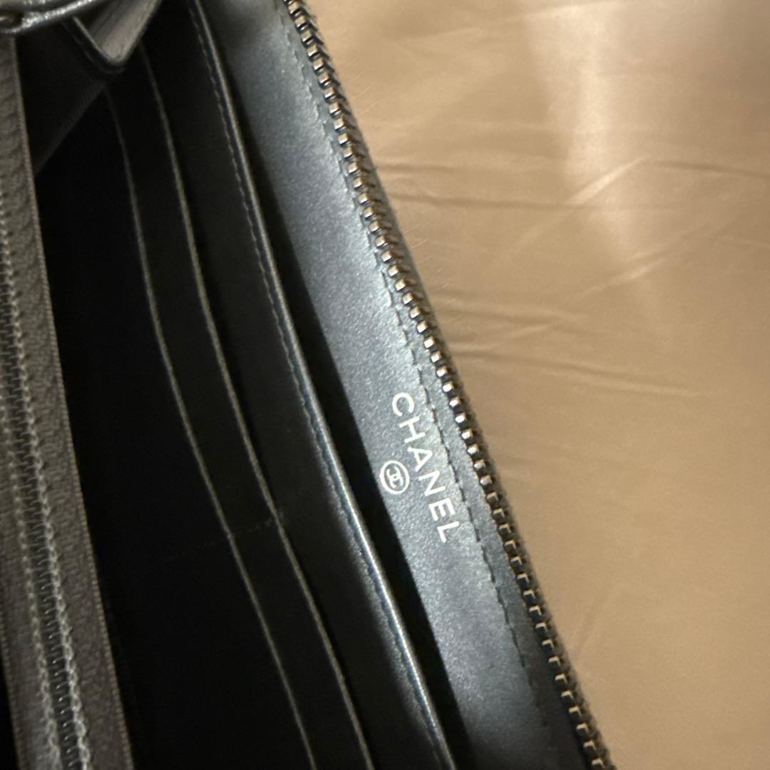 CHANEL 長財布キャビアスキンラウンドファスナーマトラッセキルティング