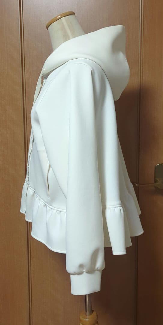 ANAYI　ダブルジャージーペプラムパーカー38