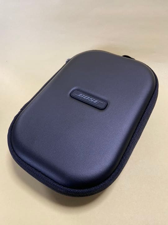 ノイズキャセリングヘッドホンBOSE QUIETCOMFORT 35 BLACK