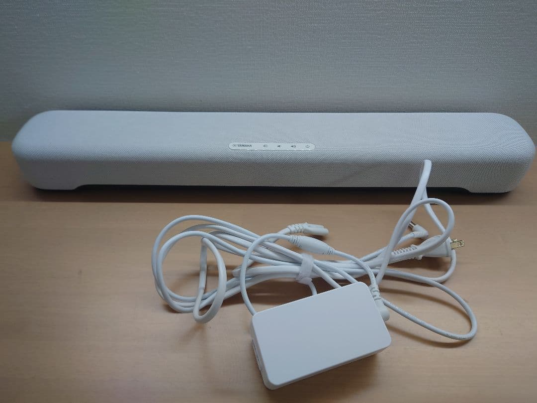 ヤマハ(YAMAHA) コンパクトサウンドバー SR-C20A(W)