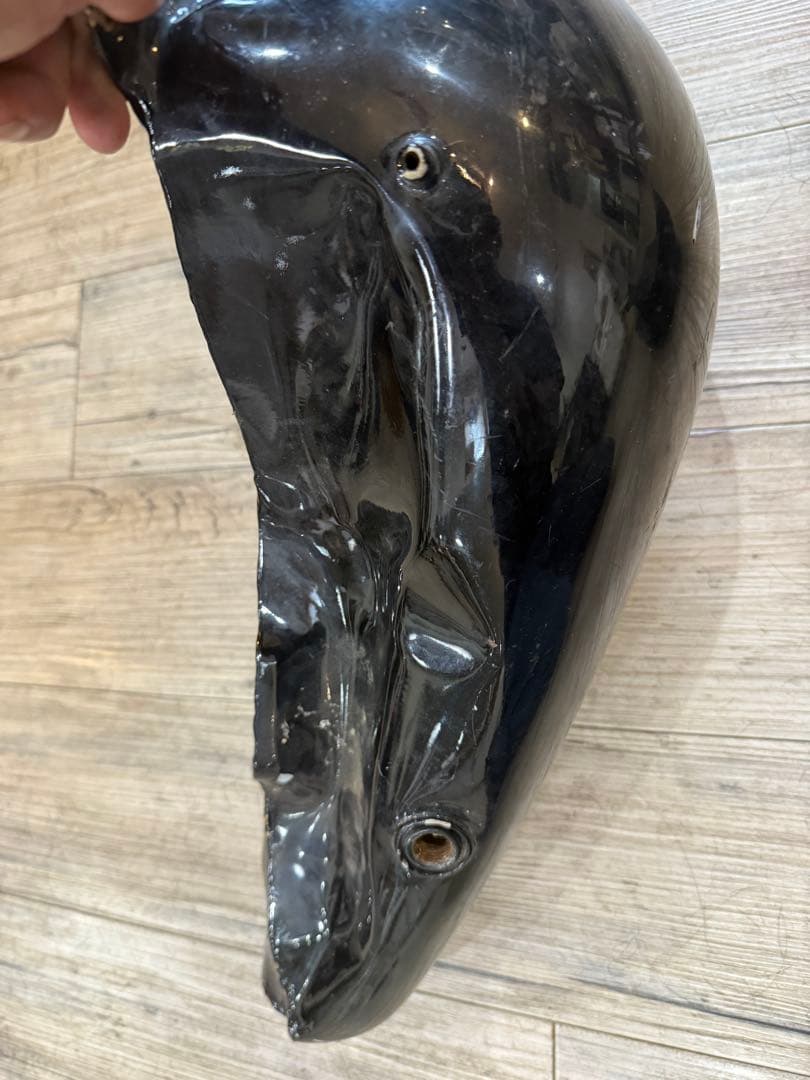 k*4様 ハーレー　3.5ガロン　分割タンク　サバイバー