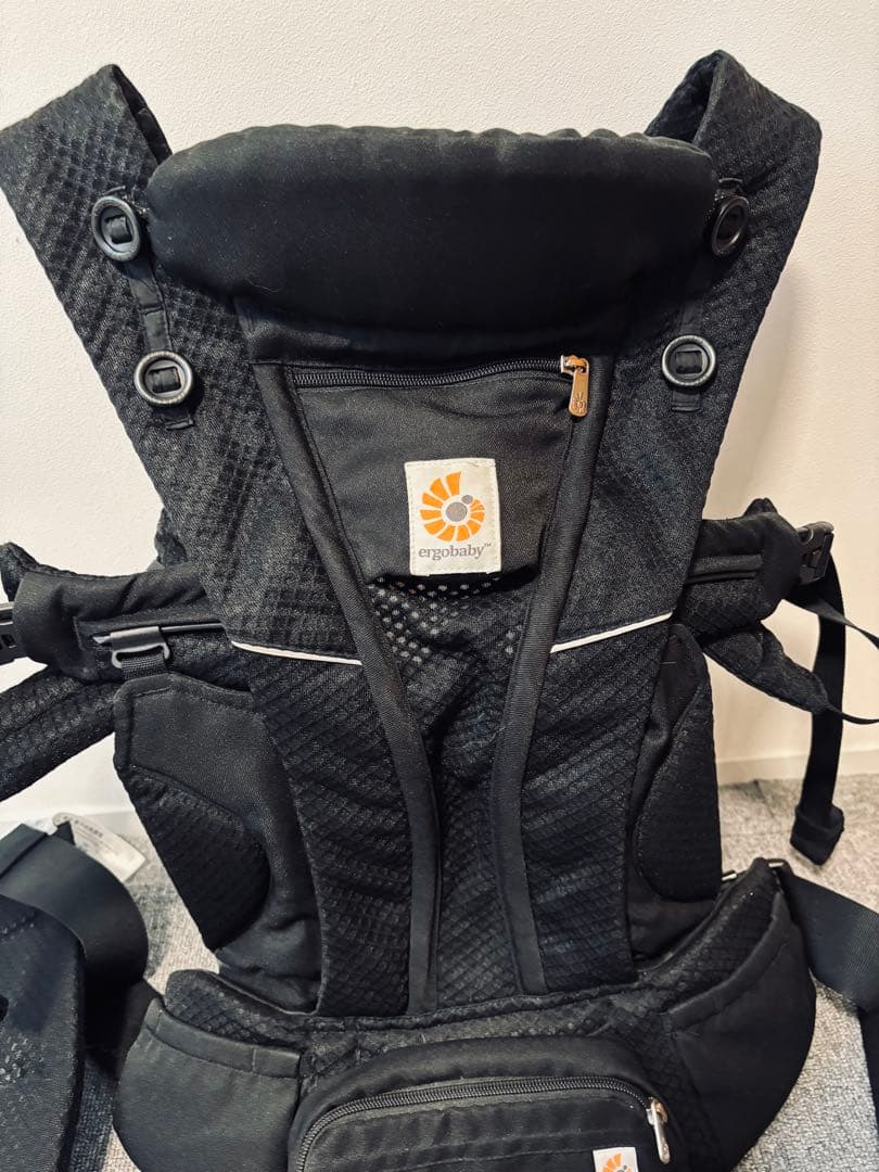 【美品】エルゴベビー オムニブリーズ　ergobaby抱っこ紐　ブラック
