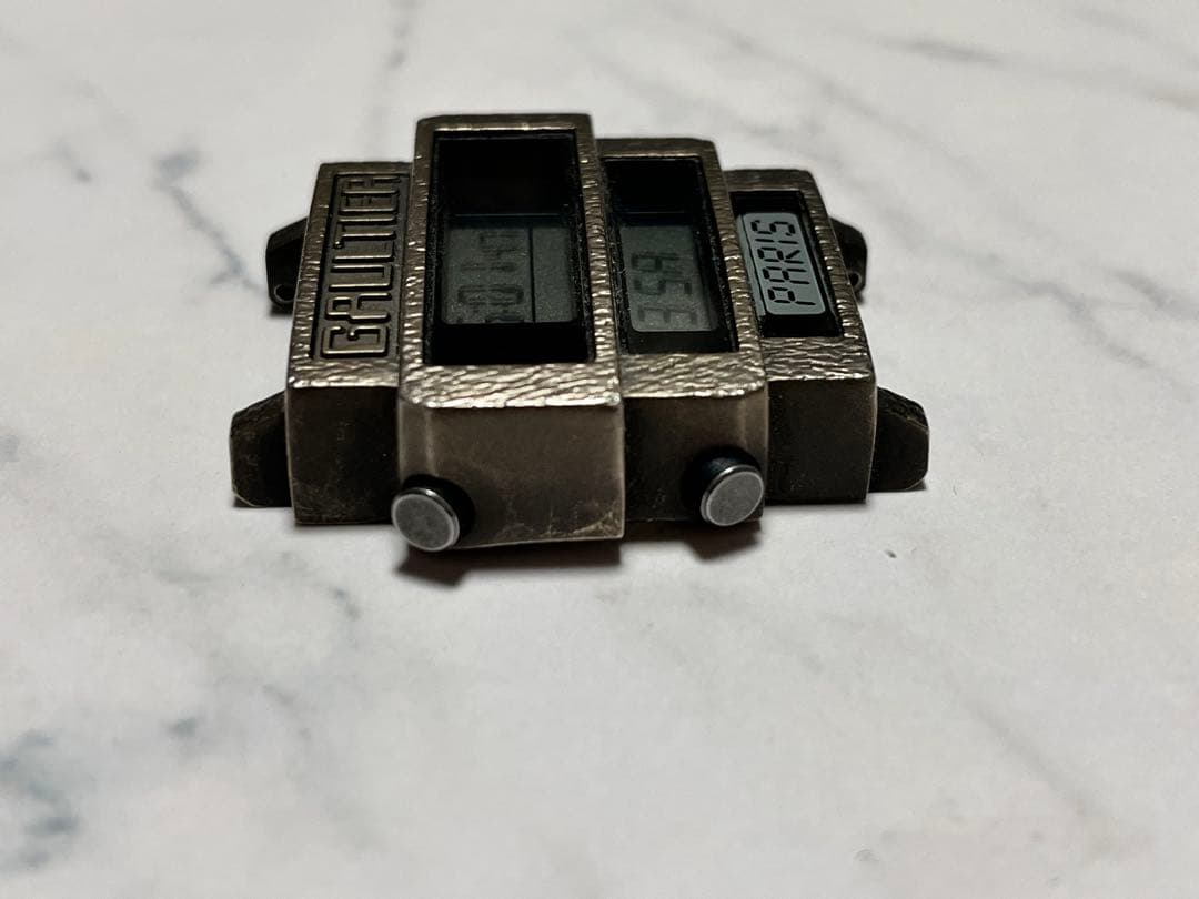 Jean Paul GAULTIER デジタル　腕時計