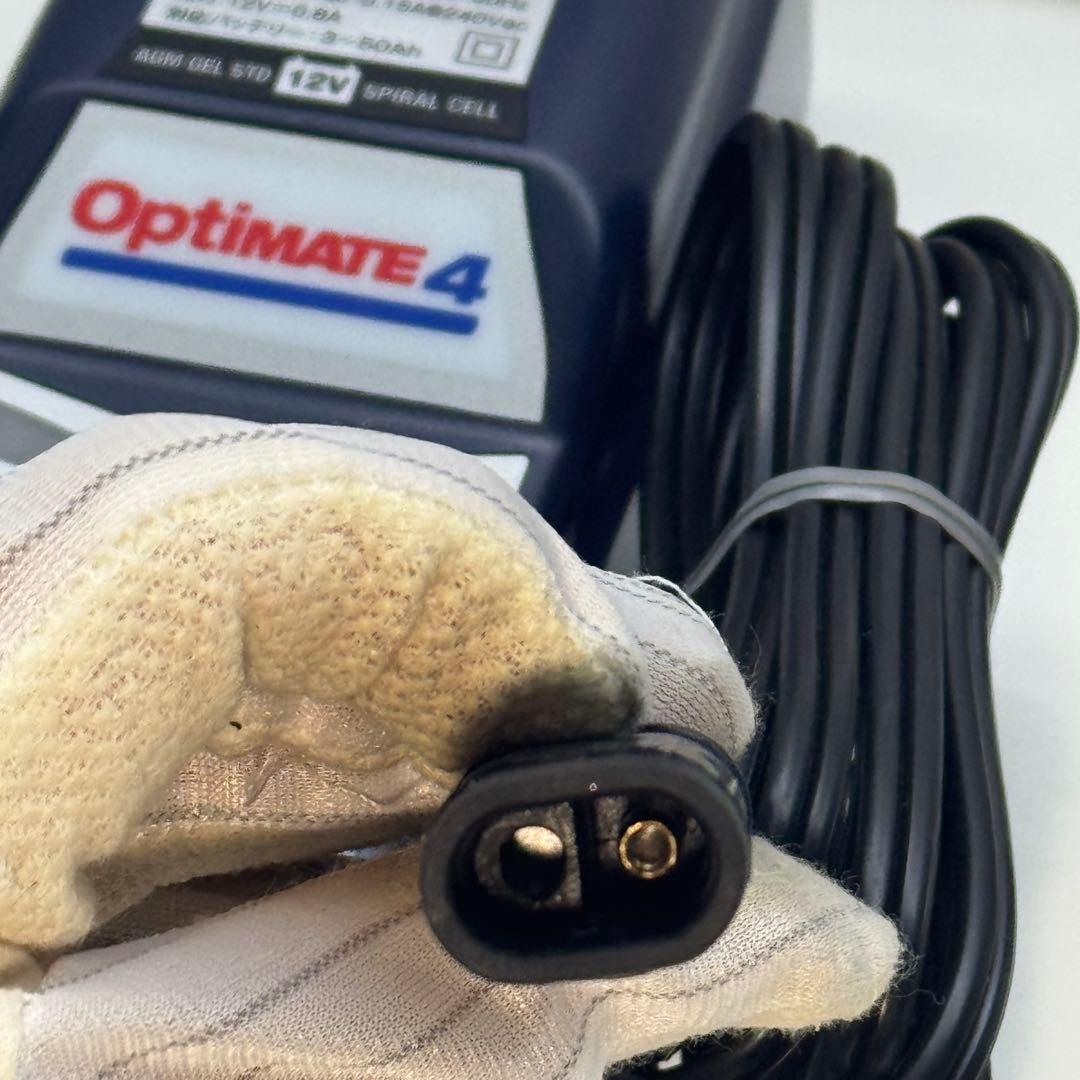 OptiMATE4 デュアルプログラムバッテリー充電器 CAN-bus対応