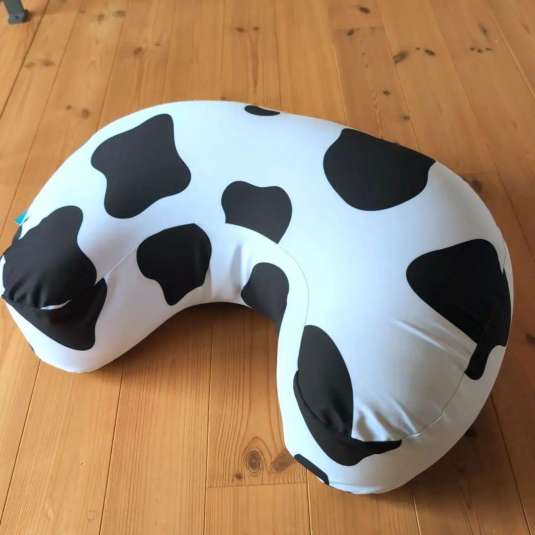ビーズクッション・クッションソファ Yogibo Mega Moon Pillow Cow/Dot Edition