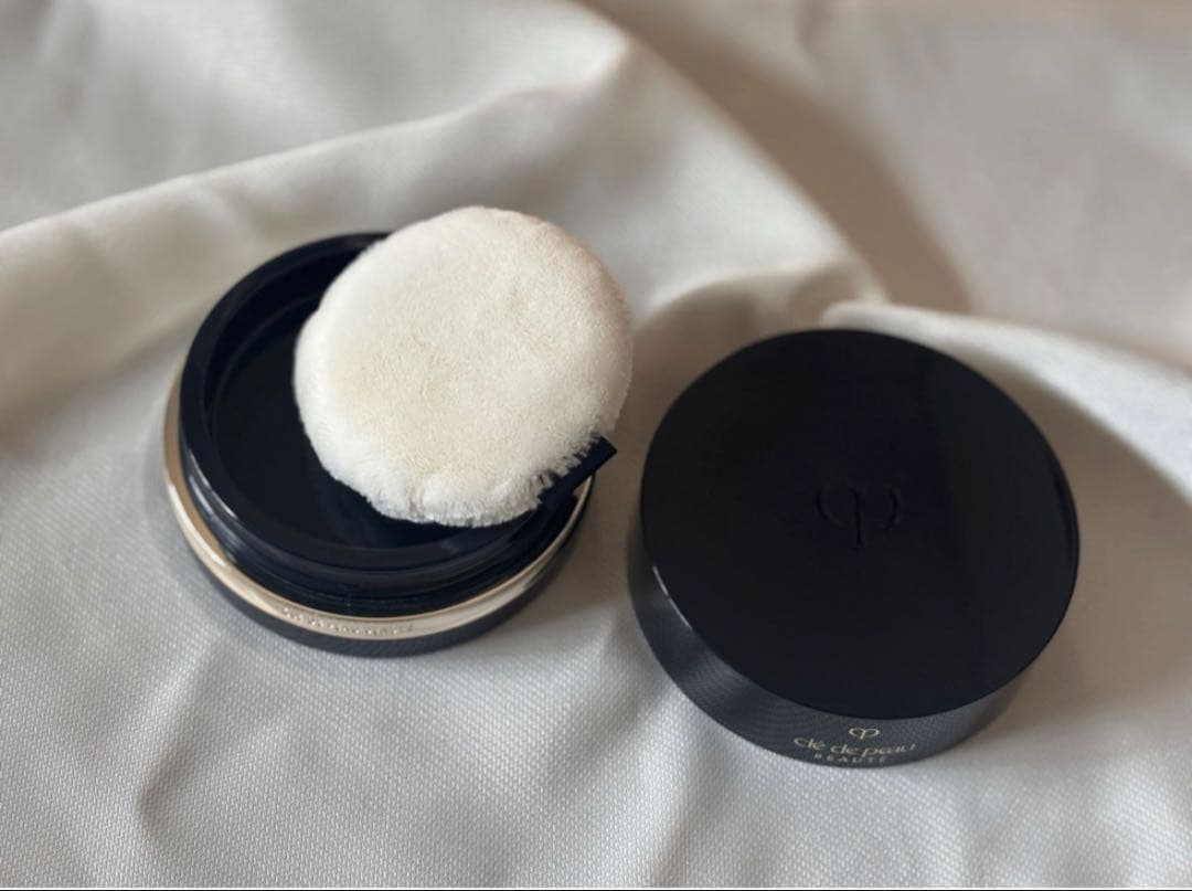 最終値下げ！ クレ・ド・ポーボーテ プードルトランスパラントn ライトミディアム