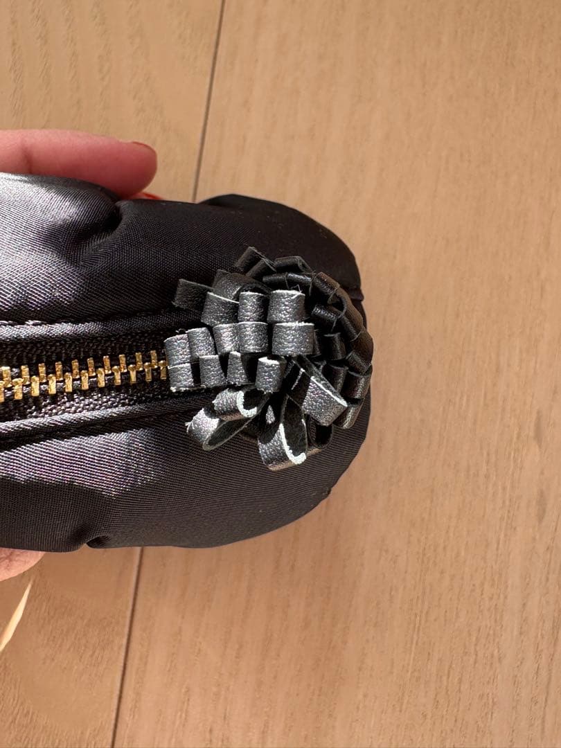 Anya Hindmarch アニヤハインドマーチ ウサギ型エコバッグ 黒