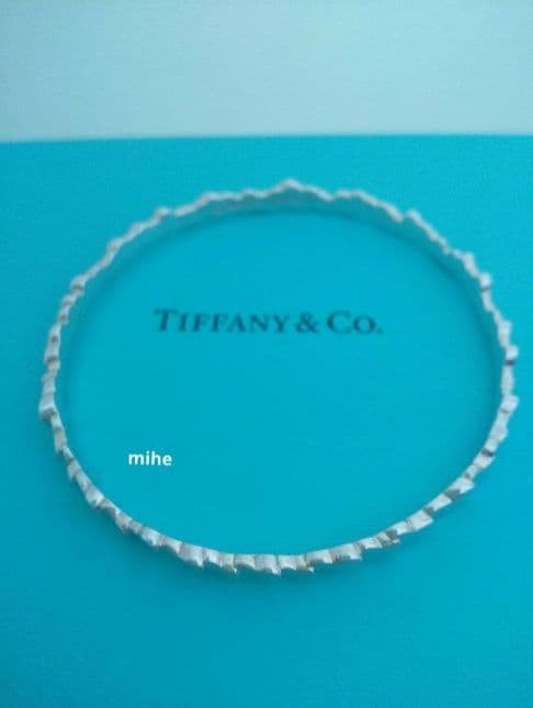 磨き済み ヴィンテージ ティファニー モダン ハート バングル シルバー