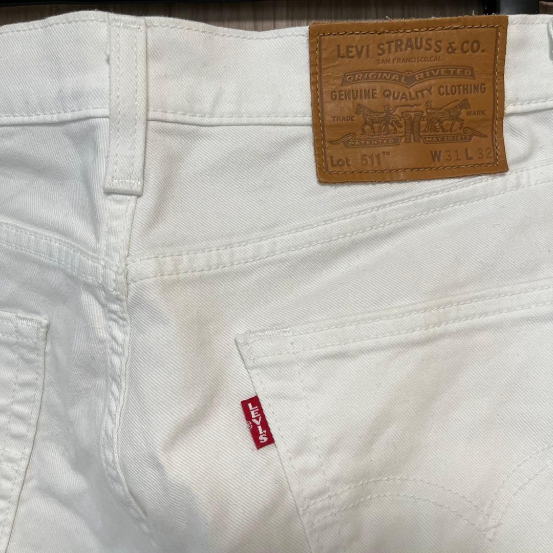 Levi's メンズ　ホワイト ストレートジーンズ　ワンウォッシュ　未使用に近い