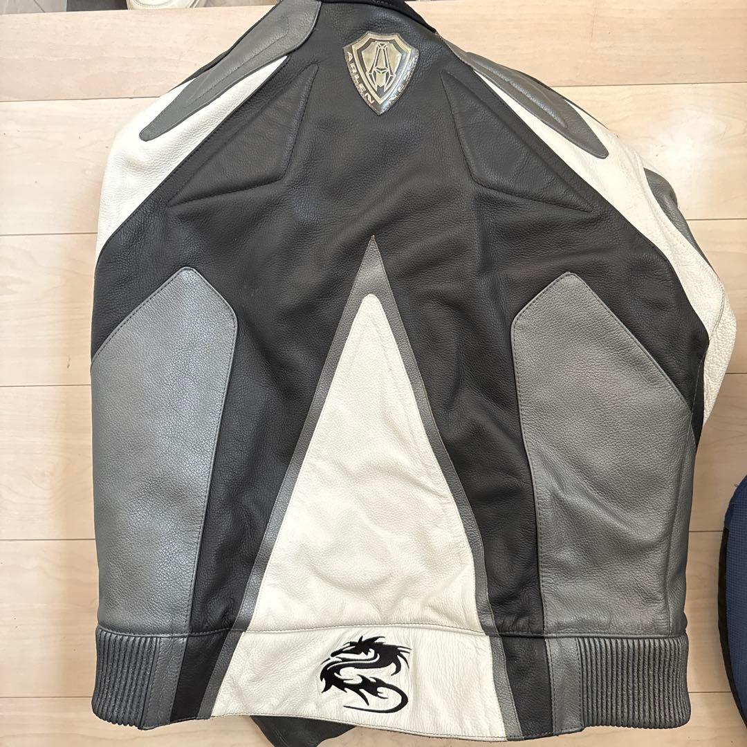 ARLENNESS バイクウェアセットアップ