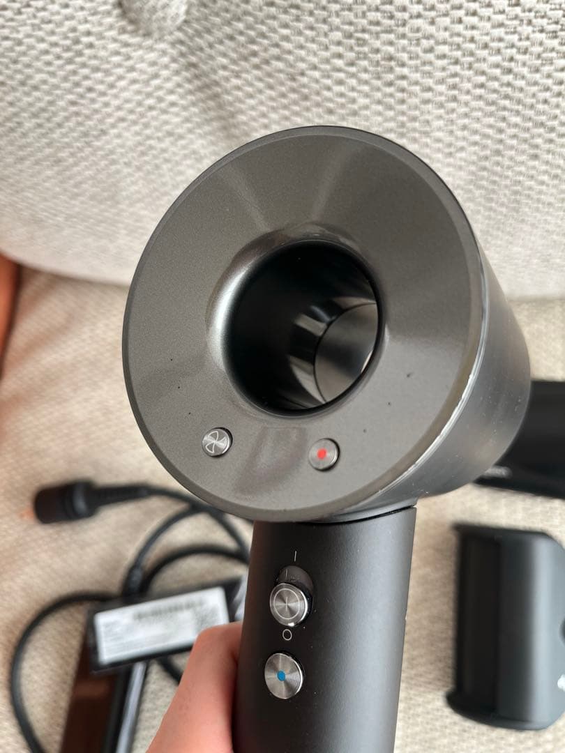 Dyson ヘアドライヤー ブラック