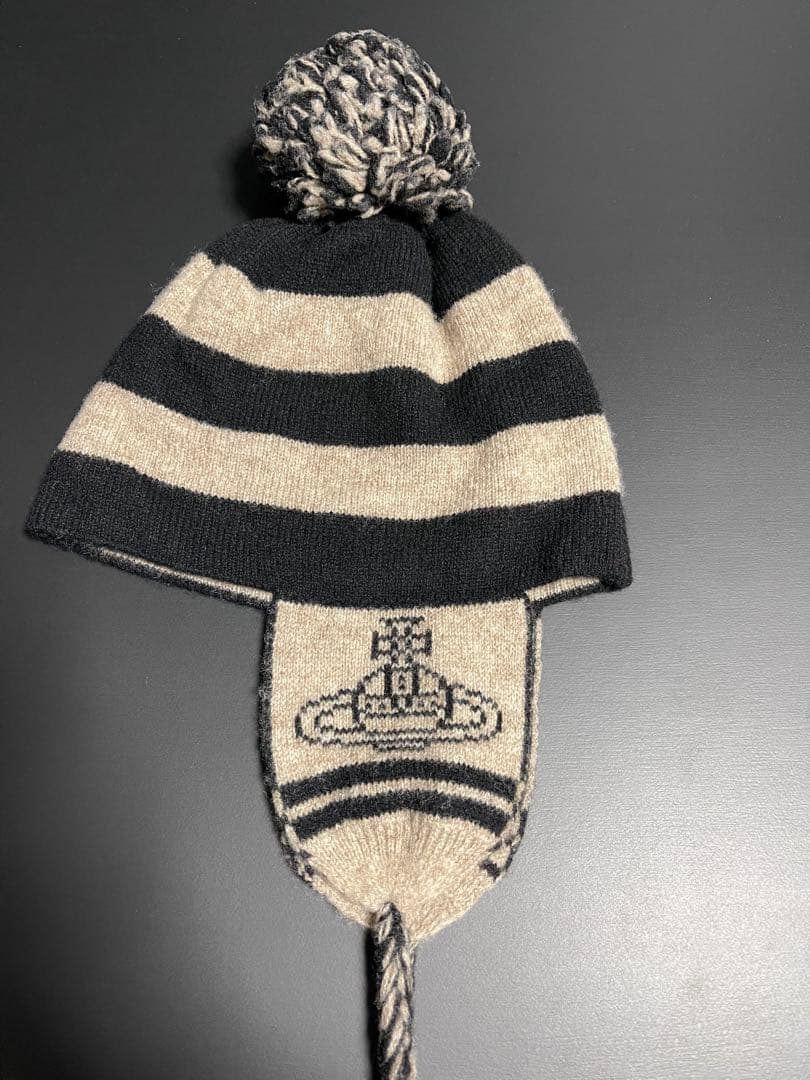 廃盤レア正規品★美品ヴィヴィアン ボンボン耳当て付きニット帽 黒×グレーNANA