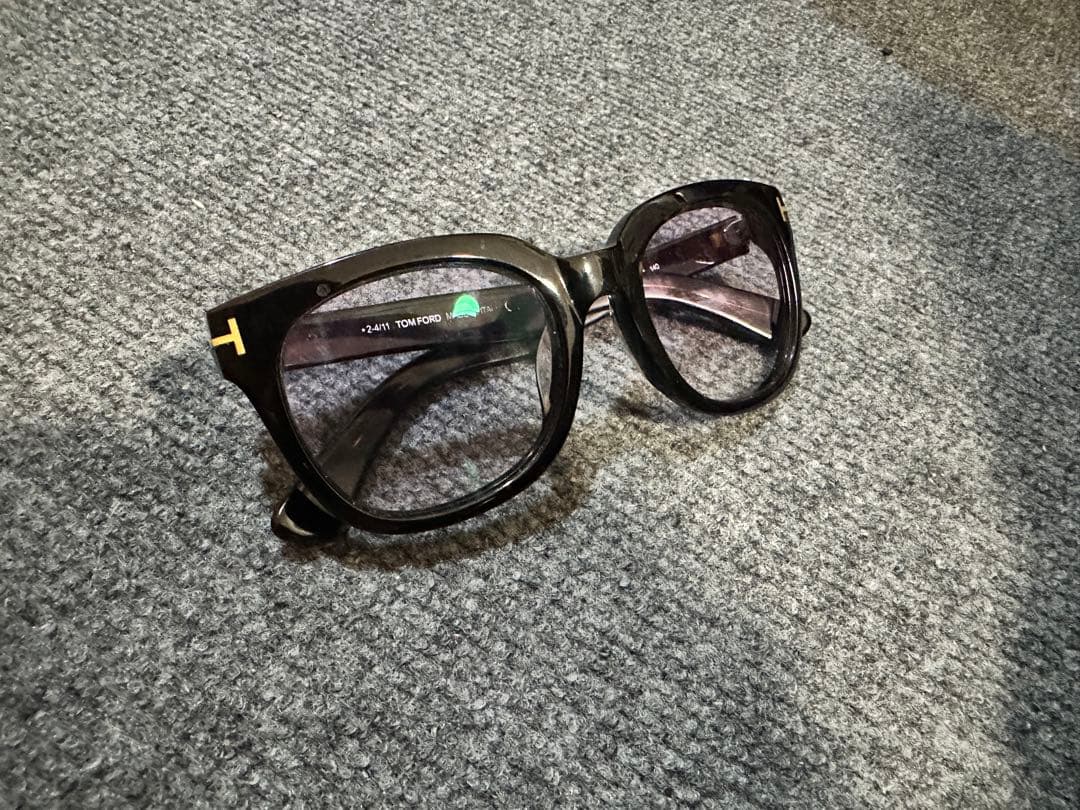 TOM FORD トムフォード サングラス メガネ メンズ 薄紫