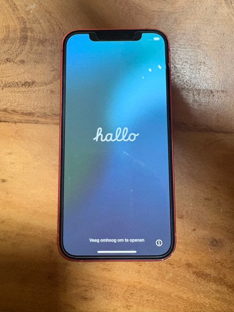 iPhone 12 (PRODUCT(RED)) 本体　SIMフリー