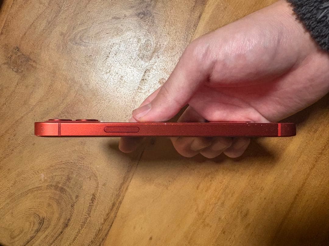 iPhone 12 (PRODUCT(RED)) 本体　SIMフリー