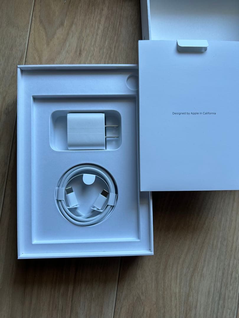 Apple iPad mini スペースグレー　第7世代