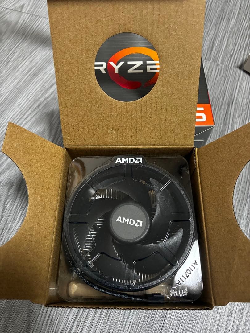 【未使用】AMD Ryzen 5 5500（クーラー付き）