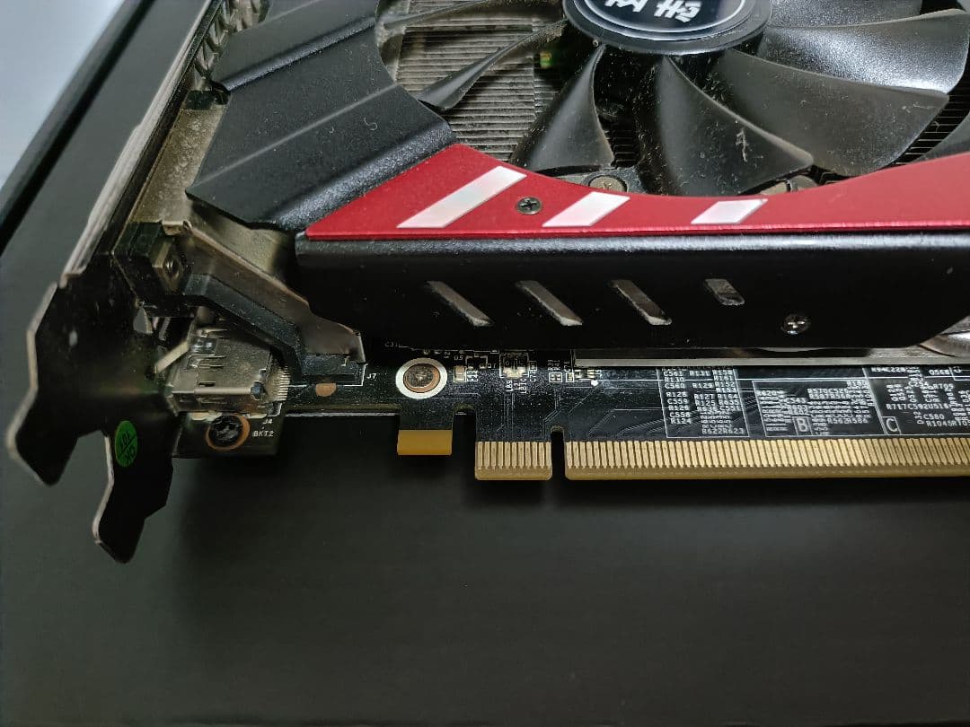 玄人志向 GeForce GTX 1070 8G 動作確認済　モンハンワイルズ