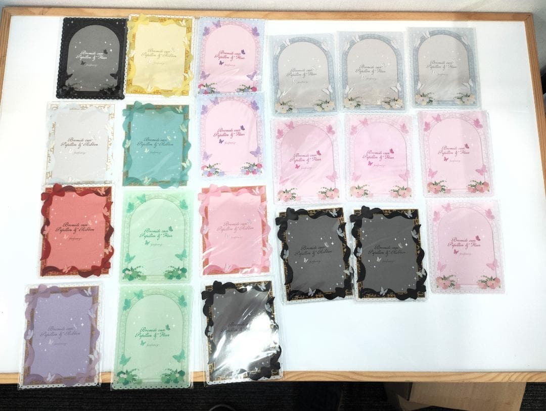 フクヤキャラ福くじ　apicolle 硬質カードケースパピヨンセット