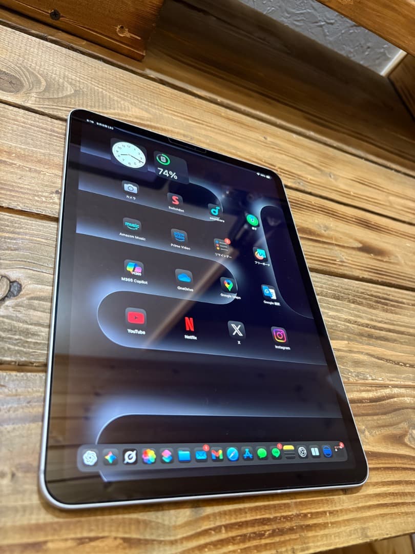 iPad Pro 11 第一世代 シルバー セルラー 純正Keyboard付