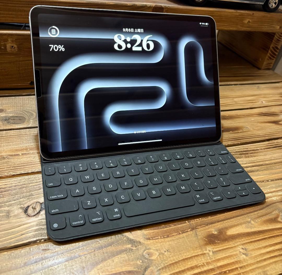 iPad Pro 11 第一世代 シルバー セルラー 純正Keyboard付